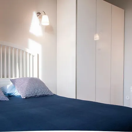 Small Studio With A/c In Historical Renovated Building 公寓 *