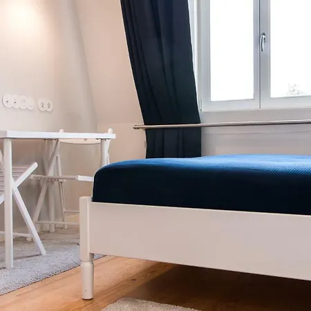 Small Studio With A/c In Historical Renovated Building 公寓 *